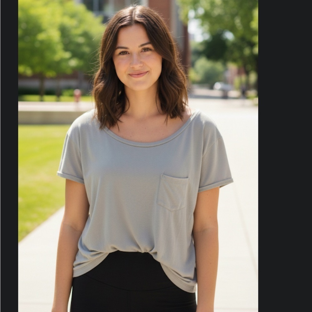 VUORI LUX SHORT SLEEVE (41)